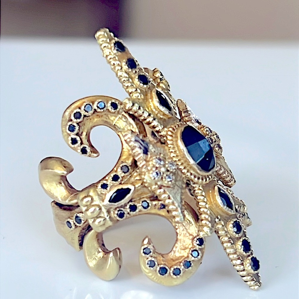 18k Gold diamond and sapphire Fleur-de-Lis Ring - Picture 14 of 17